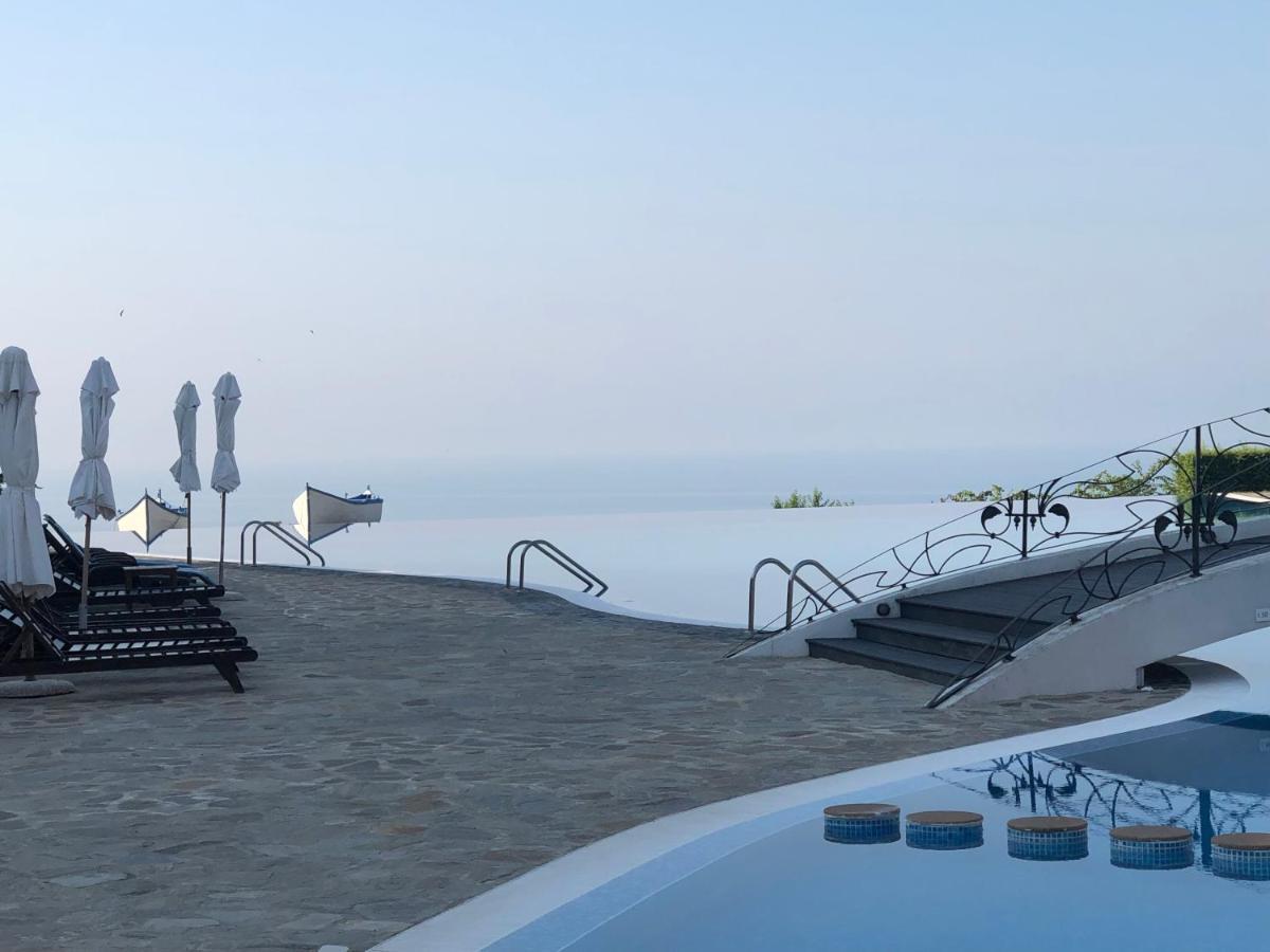 Luxury Family Apartment Kaliakria Топола Экстерьер фото