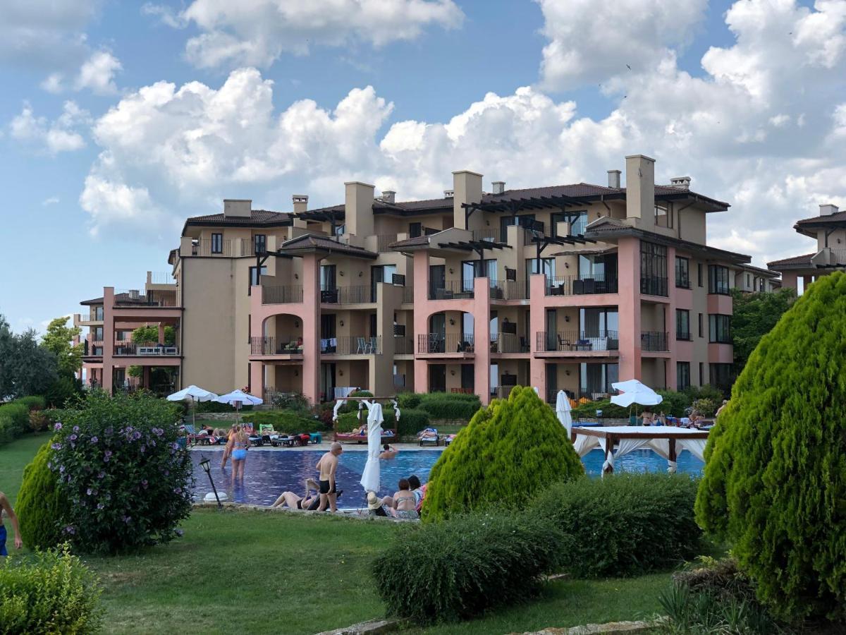 Luxury Family Apartment Kaliakria Топола Экстерьер фото